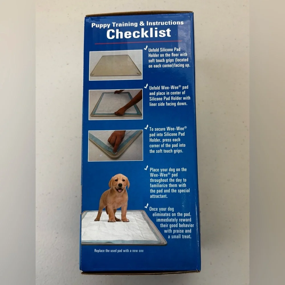 Four Paws Silicone Wee Wee Pad Holder